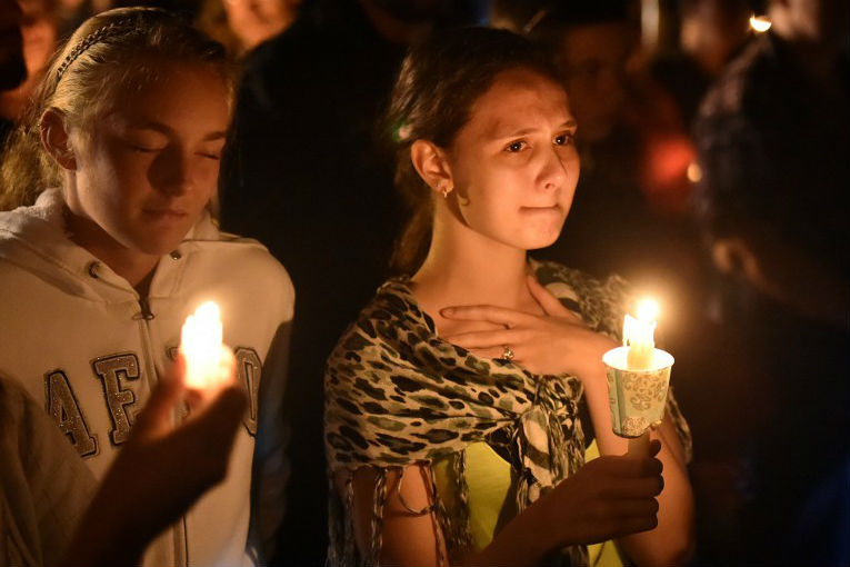 “Americanos permitem a insanidade da violência armada”