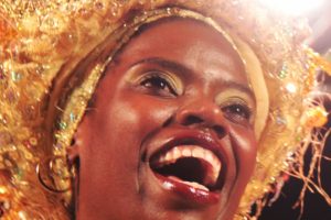 'Uma mulher negra feliz é um ato revolucionário'