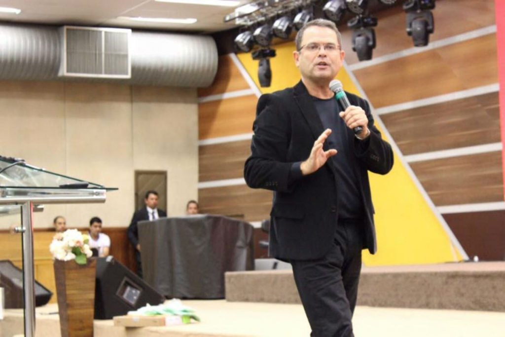 Antes de ser demitido, Sidney Rezende criticou demonização do governo