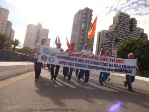 Corrida por Manoel começa por caminhada cívica até o DOI-CODI