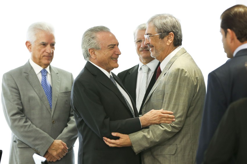 Temer e o mundo dos homens brancos