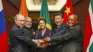 Banco dos BRICS: mais uma peça no quebra-cabeça das finanças internacionais?