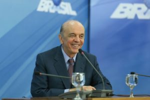 Abrir mão da Petrobras é abrir mão do Brasil