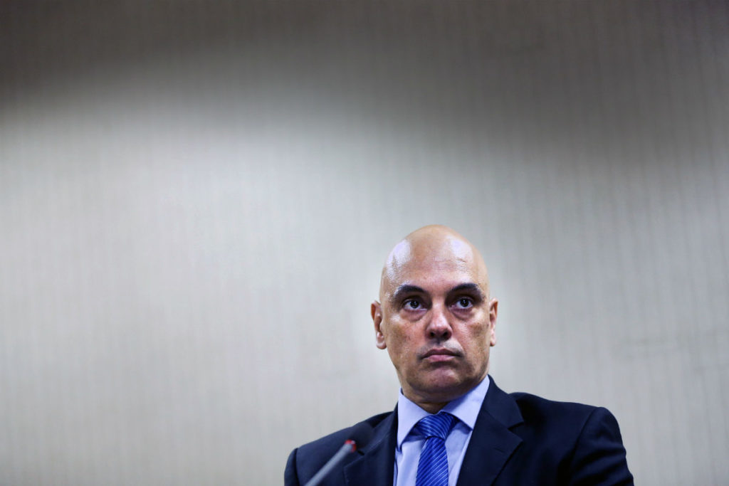 Justiça condena manifestantes bolsonaristas que protestaram em frente à casa de Moraes