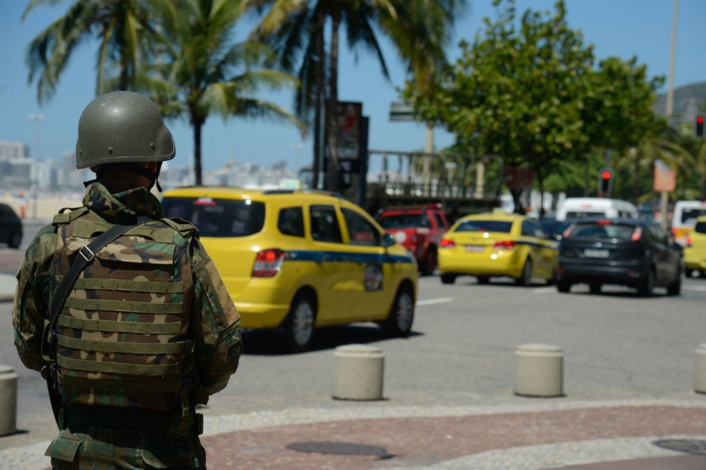 A autonomia militar e a soberania nacional