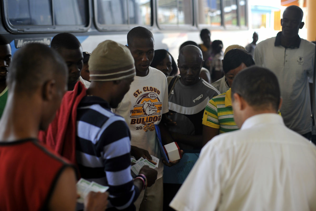 A entrada de haitianos no Brasil evidenciou a ausência de políticas públicas para essa população 