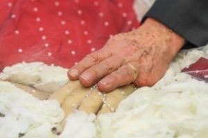 No adeus a Marisa Letícia, pesar e gratidão