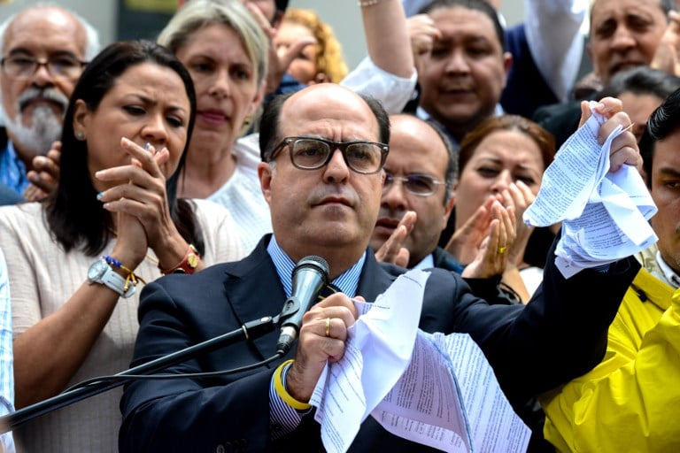 Tribunal Supremo da Venezuela assume as funções do Parlamento