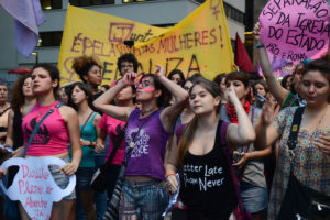Aborto: Rosa Weber dá 5 dias para os poderes se manifestarem