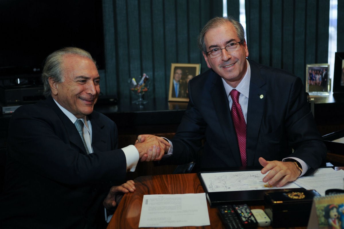 Juiz federal envia 19 perguntas de Eduardo Cunha para Michel Temer
