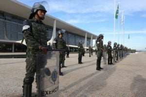 Greve geral mobiliza o País contra reformas de Temer