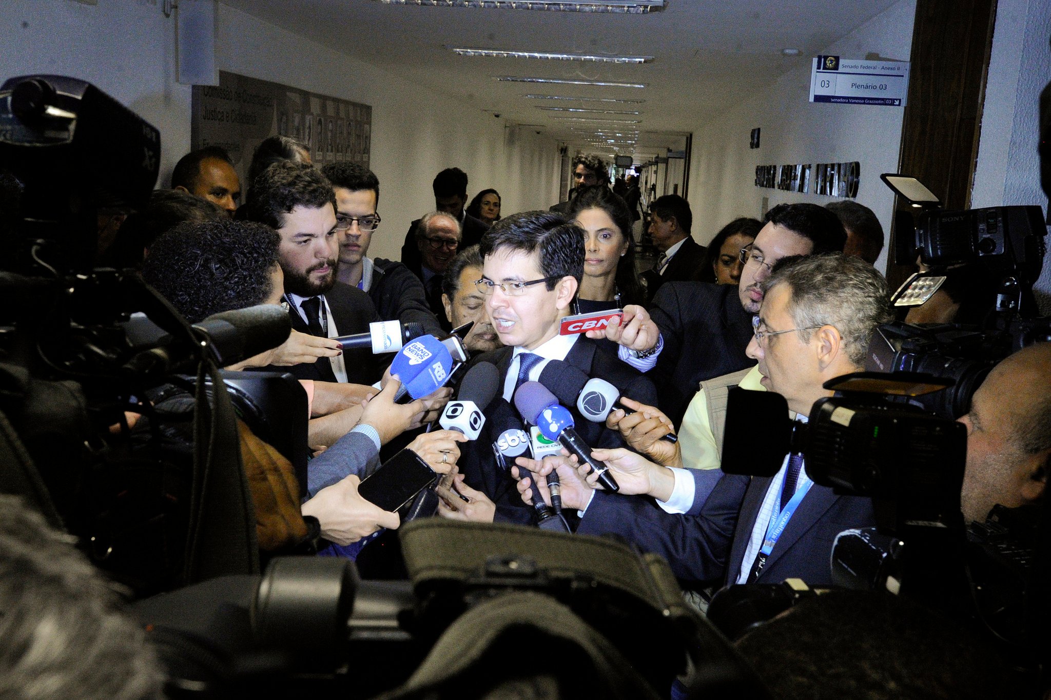 CCJ do Senado aprova fim do foro privilegiado. Entenda