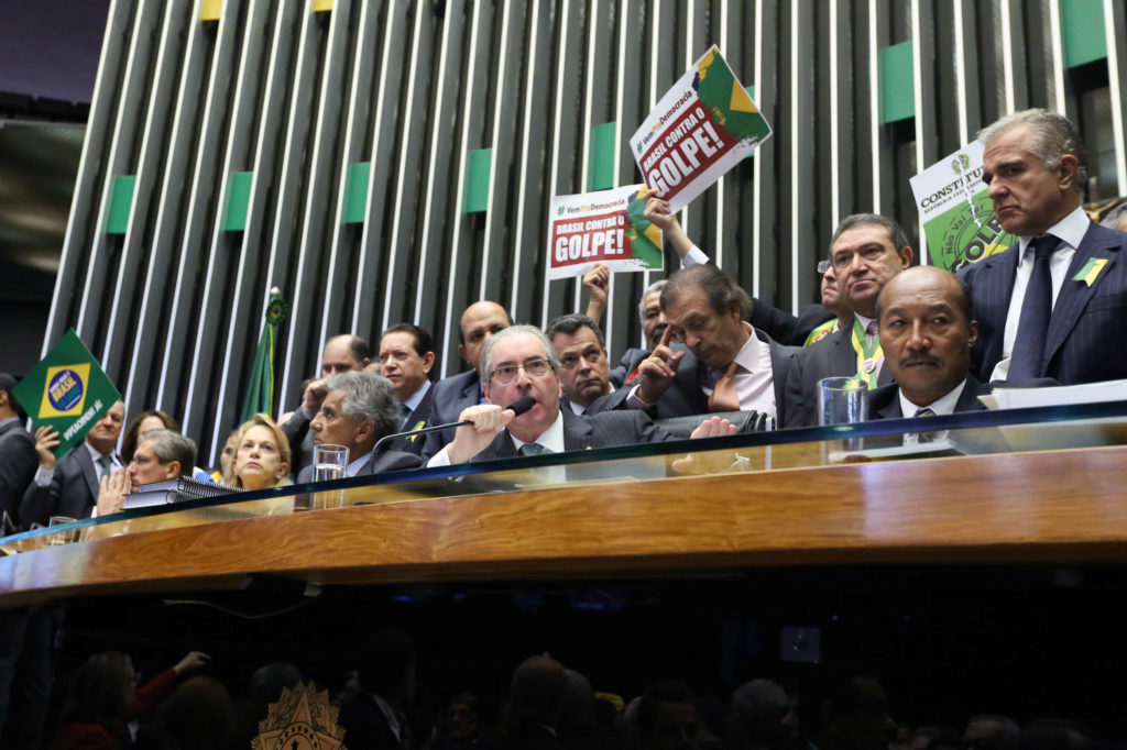 Um ano de impeachment: nada a celebrar