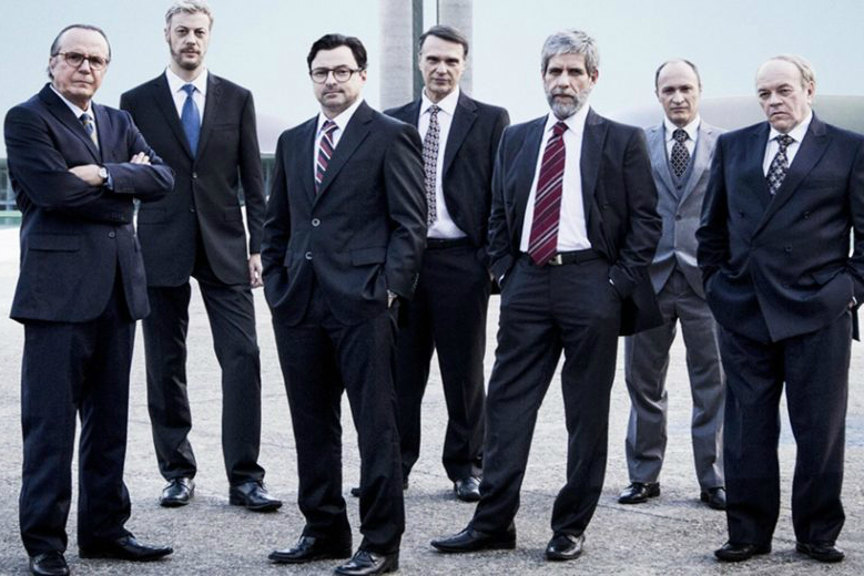 Em ‘Real: O Plano por Trás da História’, o elogio à ‘tropa da elite’