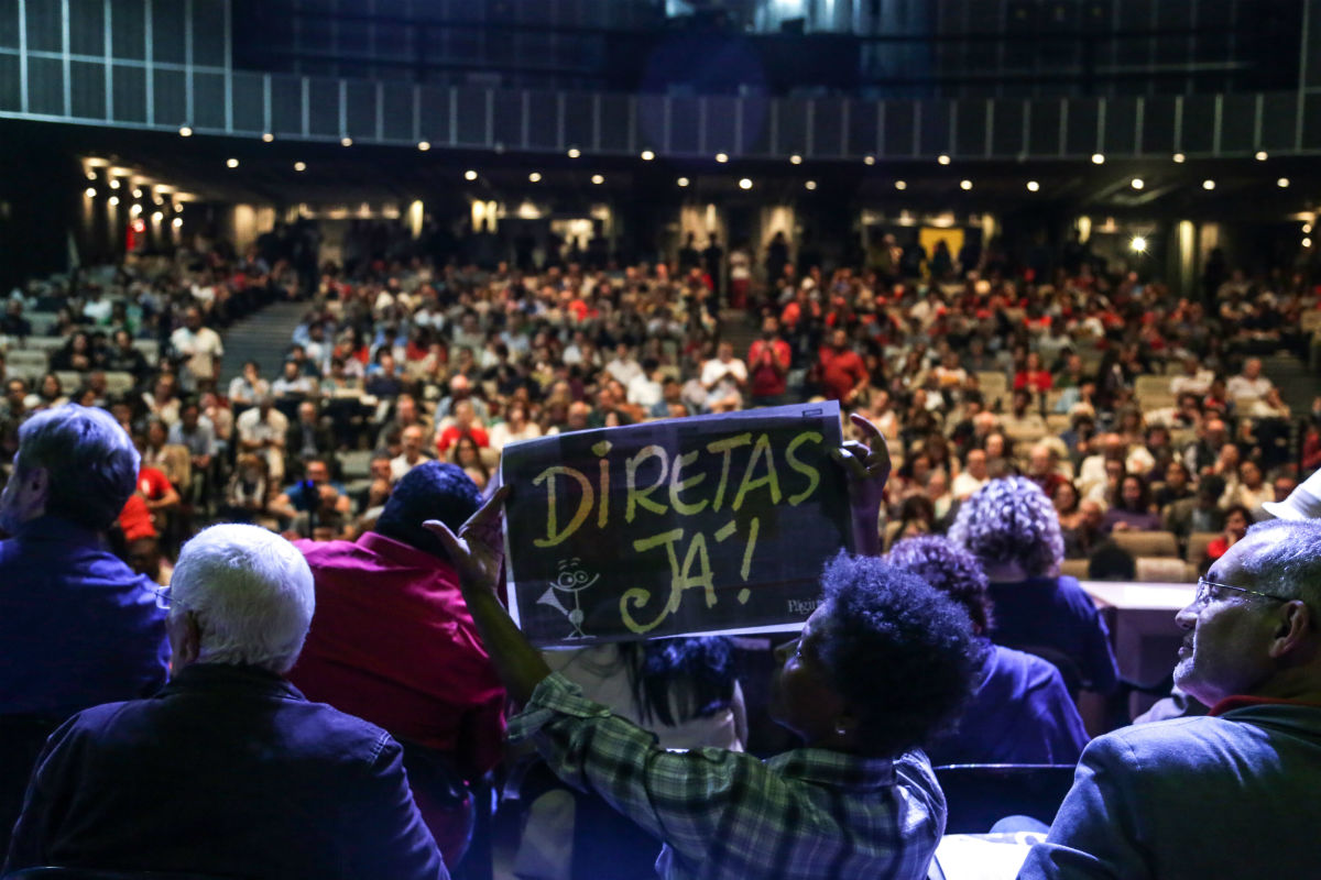 Ato pede eleições diretas em São Paulo  
