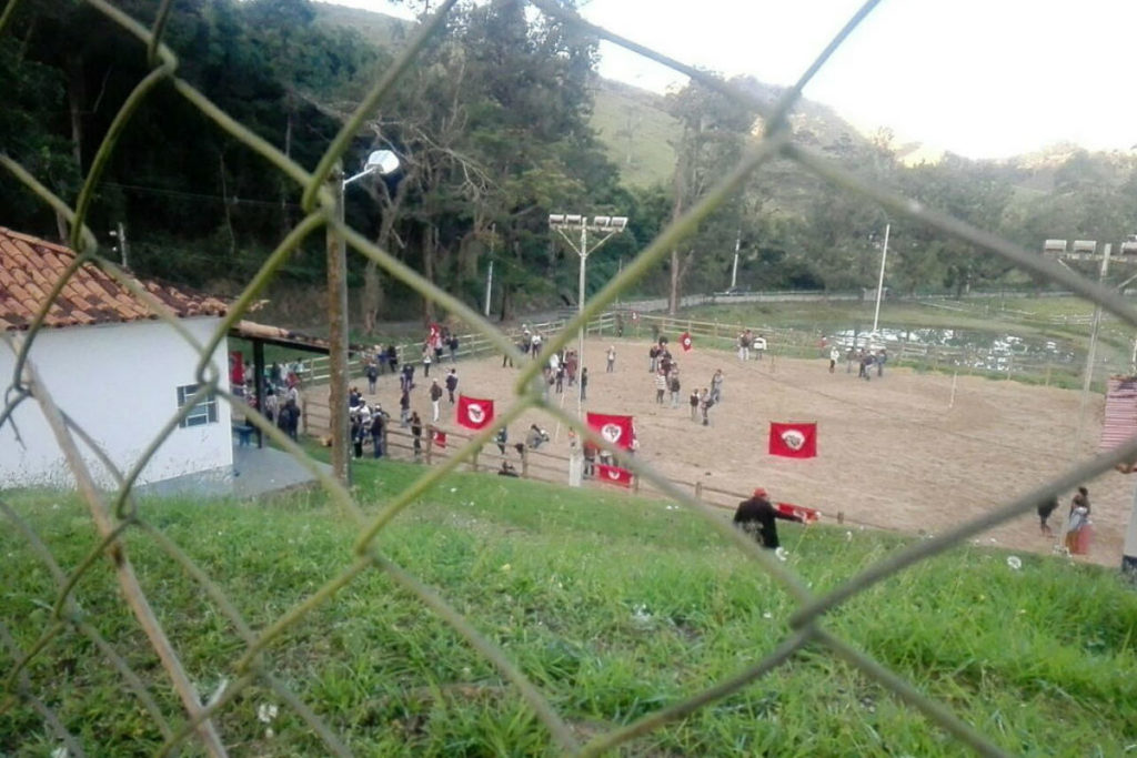 MST pressiona e ocupa fazendas de Blairo Maggi e Ricardo Teixeira