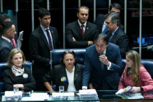 Reforma trabalhista: saiba como votaram os senadores no plenário