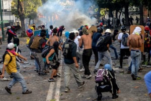 Constituinte é a aposta chavista para evitar guerra civil na Venezuela
