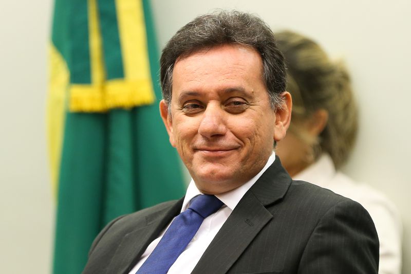 Manter a floresta em pé é “custo”, diz chefe da bancada ruralista
