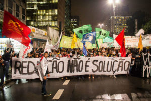 Maioridade Penal: Senado adia votação de PEC pró-redução