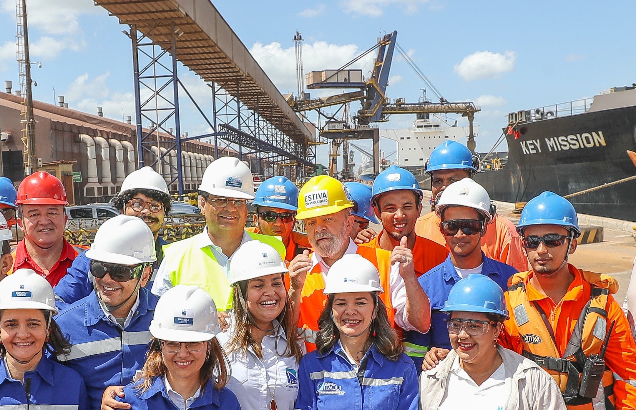 Lula em visita ao porto do Itaqui, no Maranhão, ao lado do governador do Estado, Flavio Dino (PCdoB) 