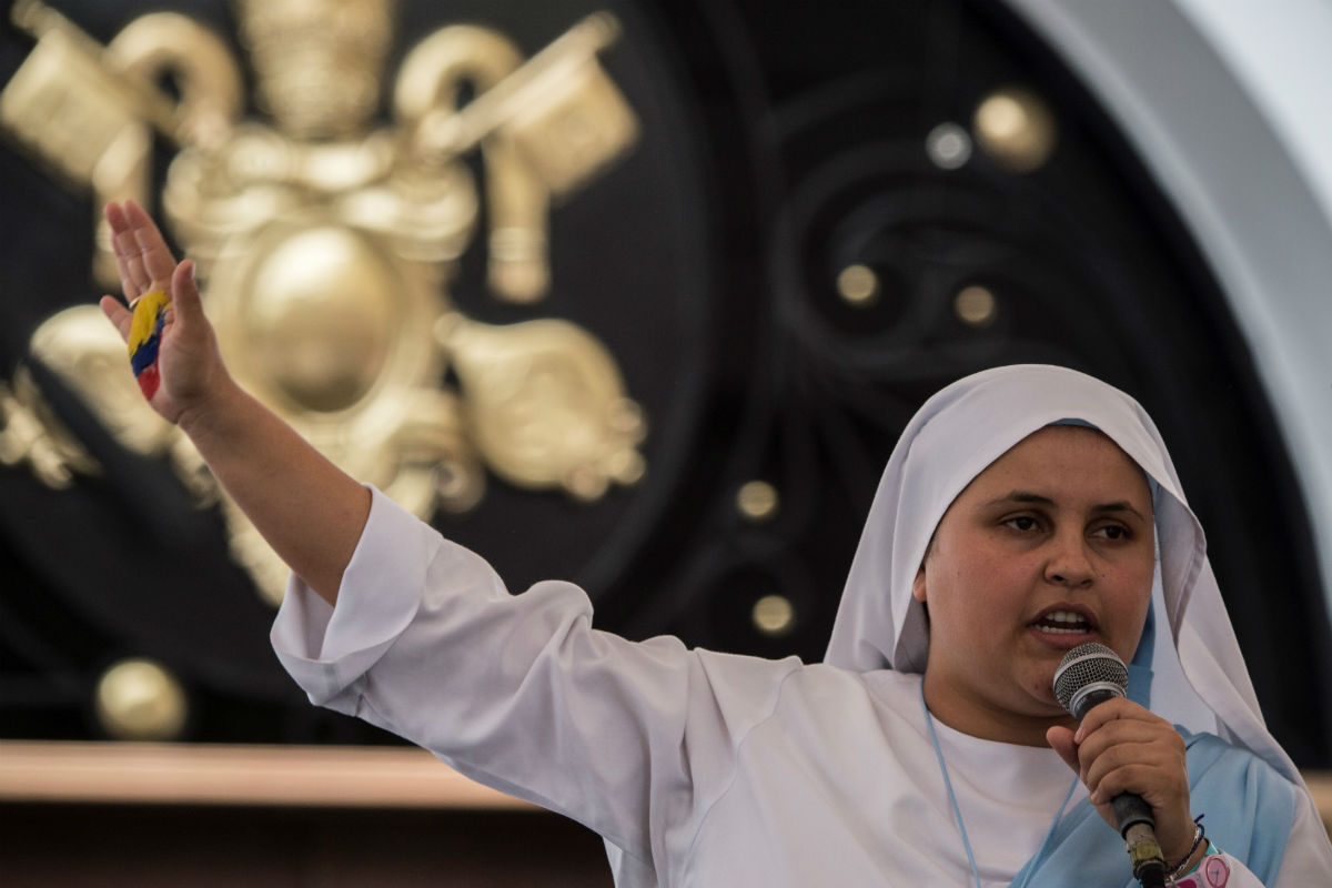 Freira rapper cantará para o papa na Colômbia