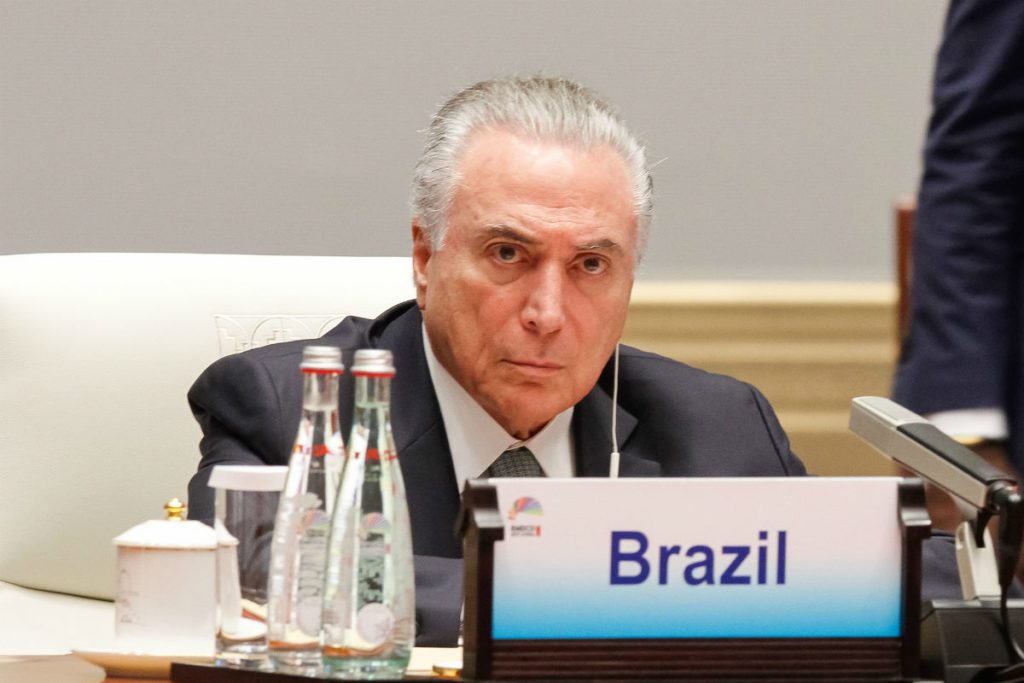 “Boa parte da sociedade está anestesiada, descrente na resistência”