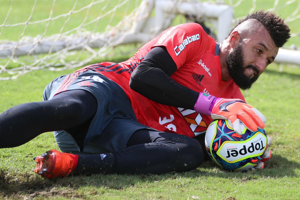 Prêmio Goal Brasil: Alex Muralha é eleito o melhor goleiro do