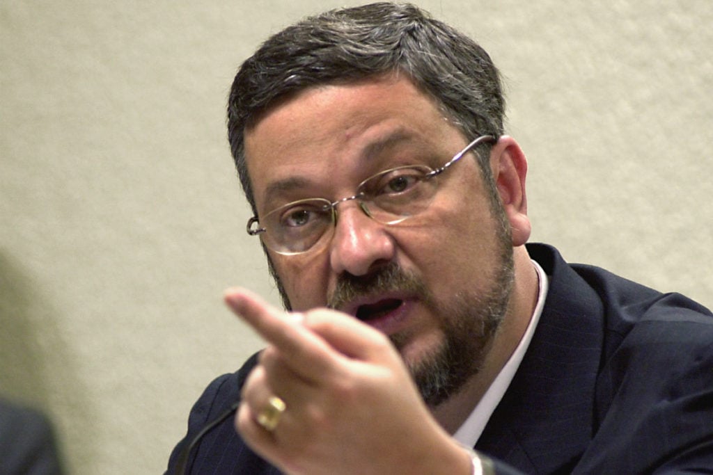 Moro divulgou delação de Palocci para atingir o PT, sugerem mensagens