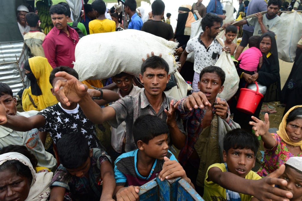 Êxodo dos rohingyas de Mianmar divide comunidade internacional