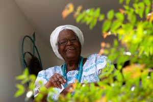 Mãe Stella de Oxóssi: candomblé e modernidade