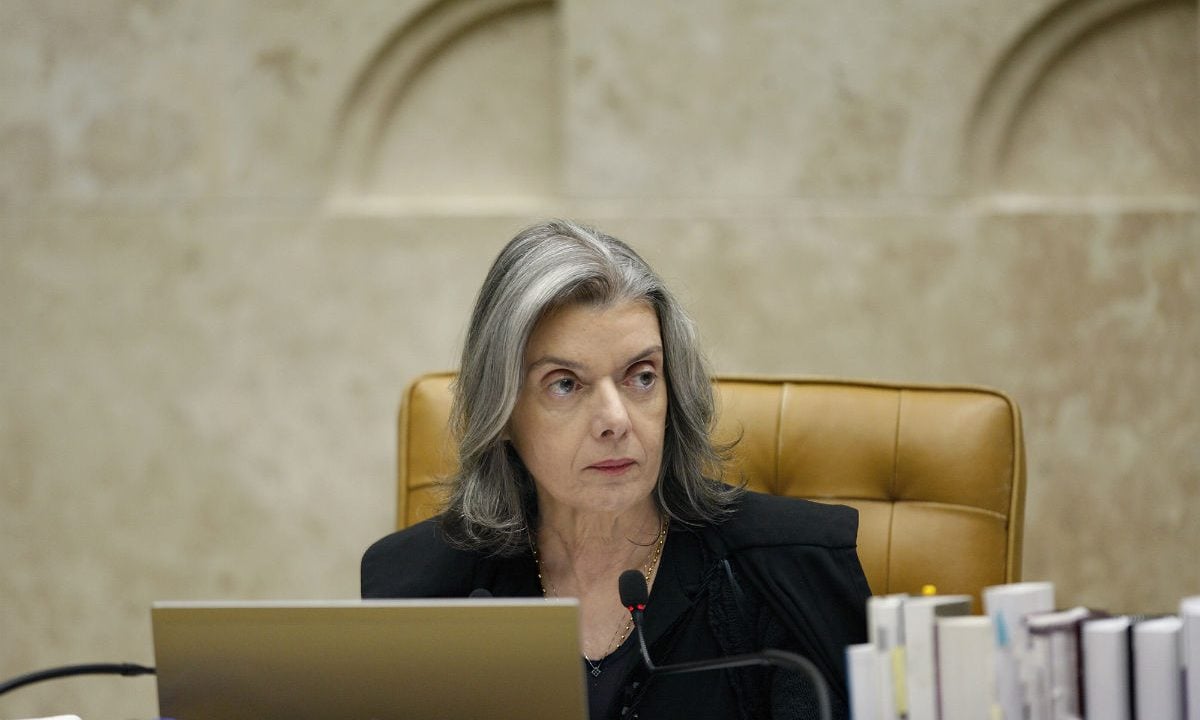 A ministra e relatora do caso, Carmém Lúcia. 