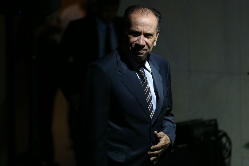 Solidariedade ao vice-cônsul em Nova York, Júlio de Oliveira Silva