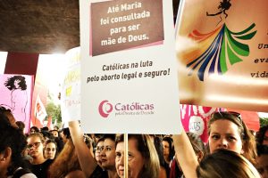A vida ainda pulsa para além dos fanatismos religiosos