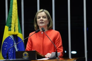 PGR defende a rejeição de denúncia da Lava Jato contra Gleisi Hoffmann no STF