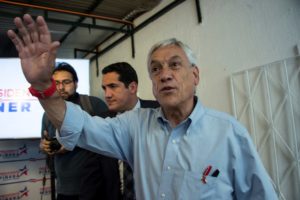 Piñera e Guillier se preparam para acirrado segundo turno no Chile