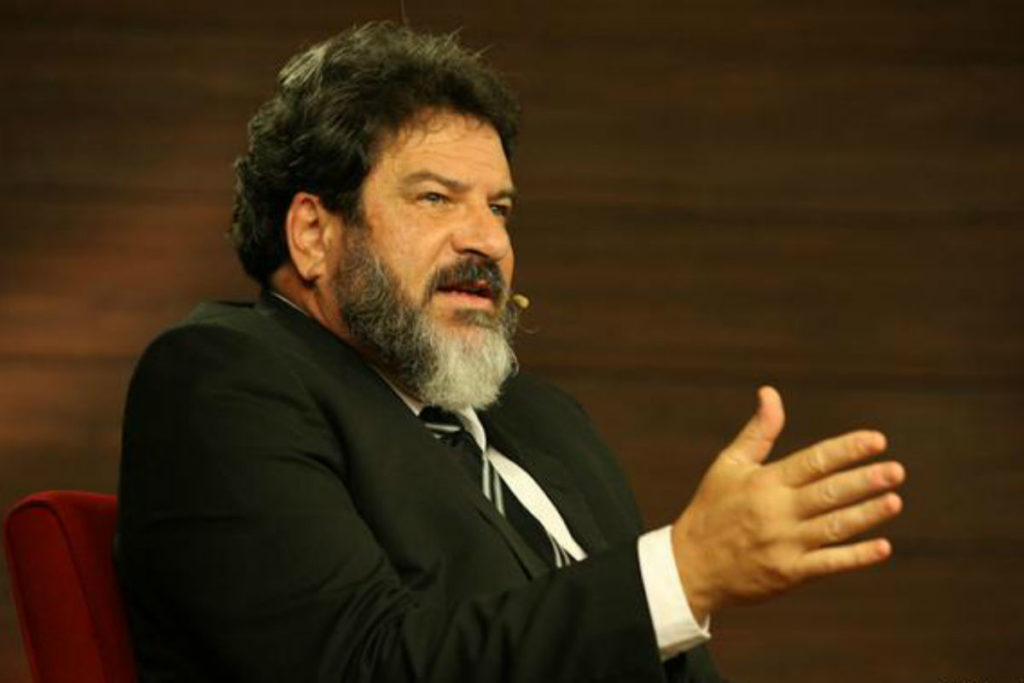 “Mídias sociais favoreceram a imbecilidade”