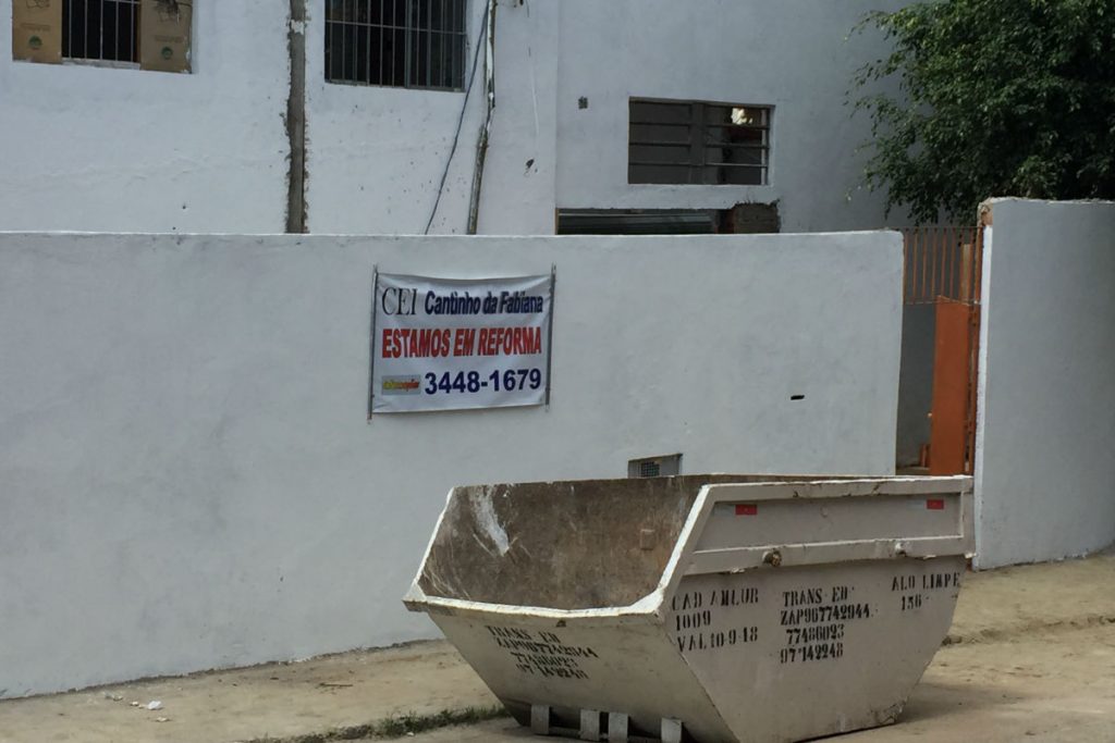 Atraso em obras deixa 500 crianças sem creche na Cidade Ademar