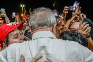 Ação de advogado do MBL leva Lula a perder benefícios de ex-presidente