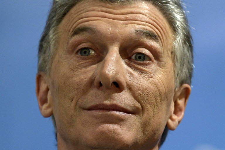 Voltar ao mundo? A argentina entre o FMI e o abismo