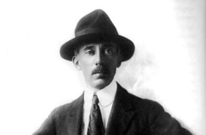 A biografia de Santos-Dumont que ousa demolir mitos