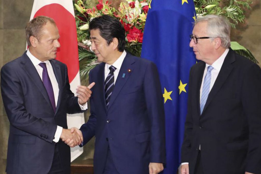 Acordo comercial entre UE e Japão desafia protecionismo de Trump