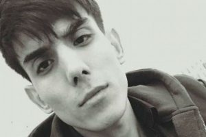 Quem é o jovem que ativista sueca queria ajudar?