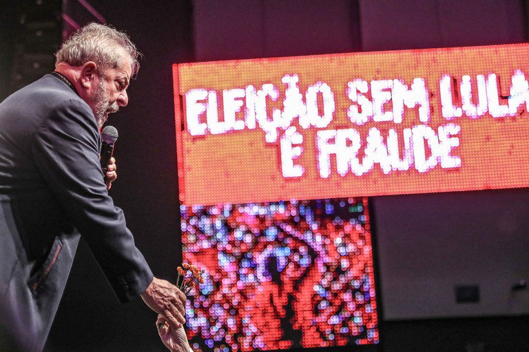 Michelle Bachelet assina carta de apoio à candidatura de Lula