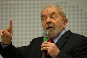Desembargador do TRF4 manda libertar Lula