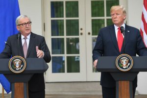EUA e União Europeia anunciam trégua em batalha comercial