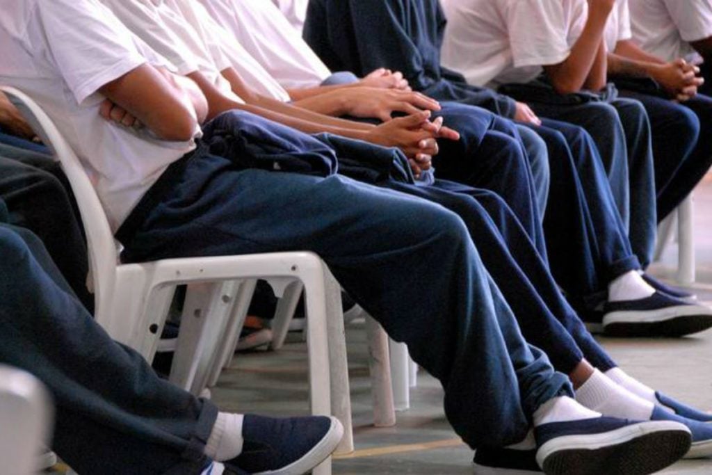 Ao deixar Fundação Casa, 30% dos adolescentes não retornam à escola