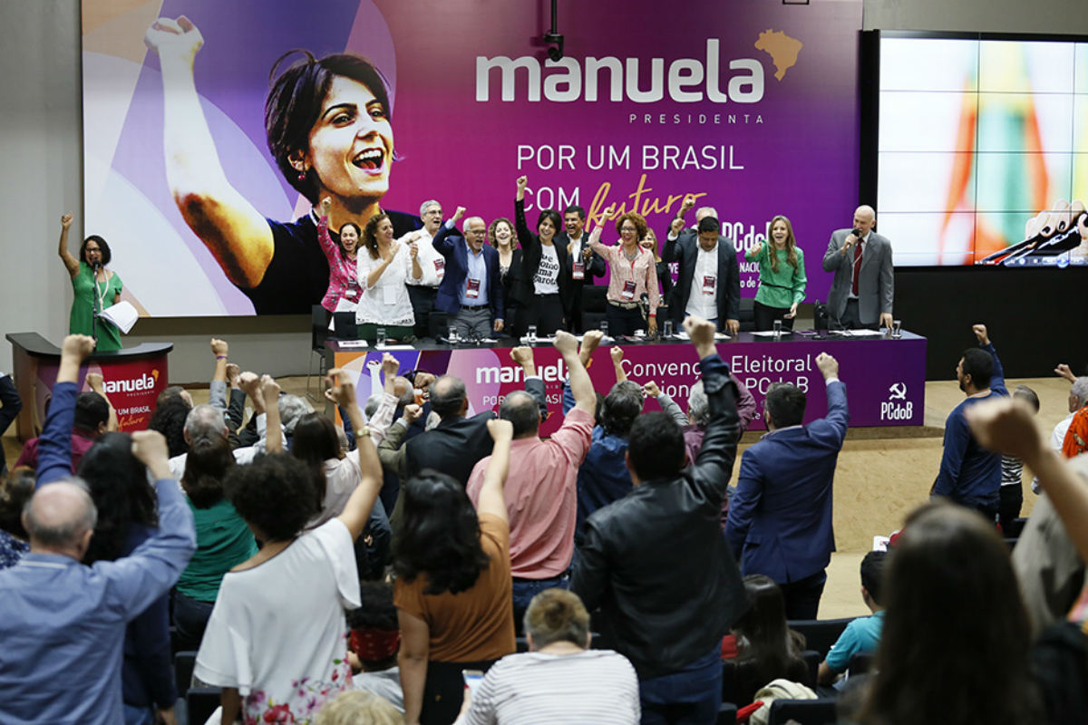 Manuela oficializou sua candidatura em convenção do PCdoB nesta quarta 1º 
