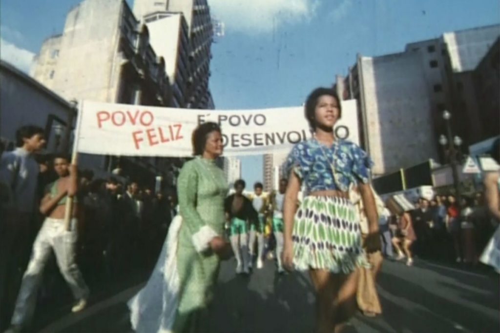 Com pornochanchada, documentário desconstrói o Brasil dos militares