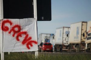 Greve dos caminhoneiros trava recuperação e PIB cresce 0,2% no 2º trimestre
